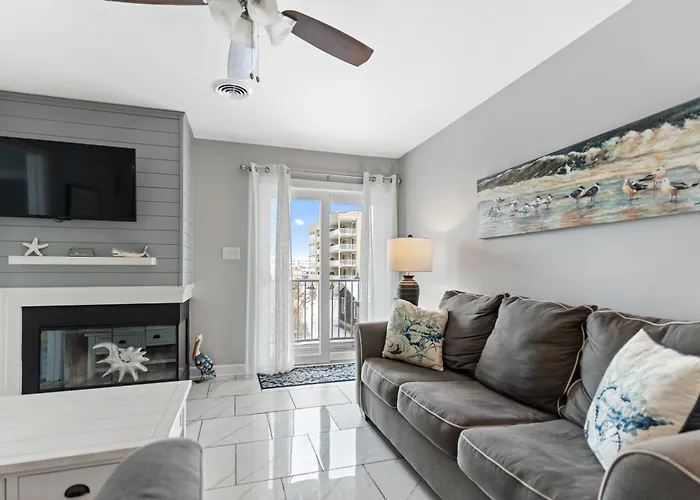 Holiday home Bayfront 2 Bedroom On 72nd Street With Private Balcony And Sunset Views Ocean City
