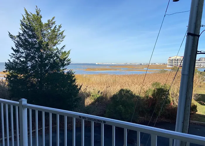 Bayfront 2 Bedroom On 72nd Street With Private Balcony And Sunset Views * Ocean City